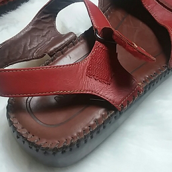 Naturalizer Sandals - Picture 5 of 6